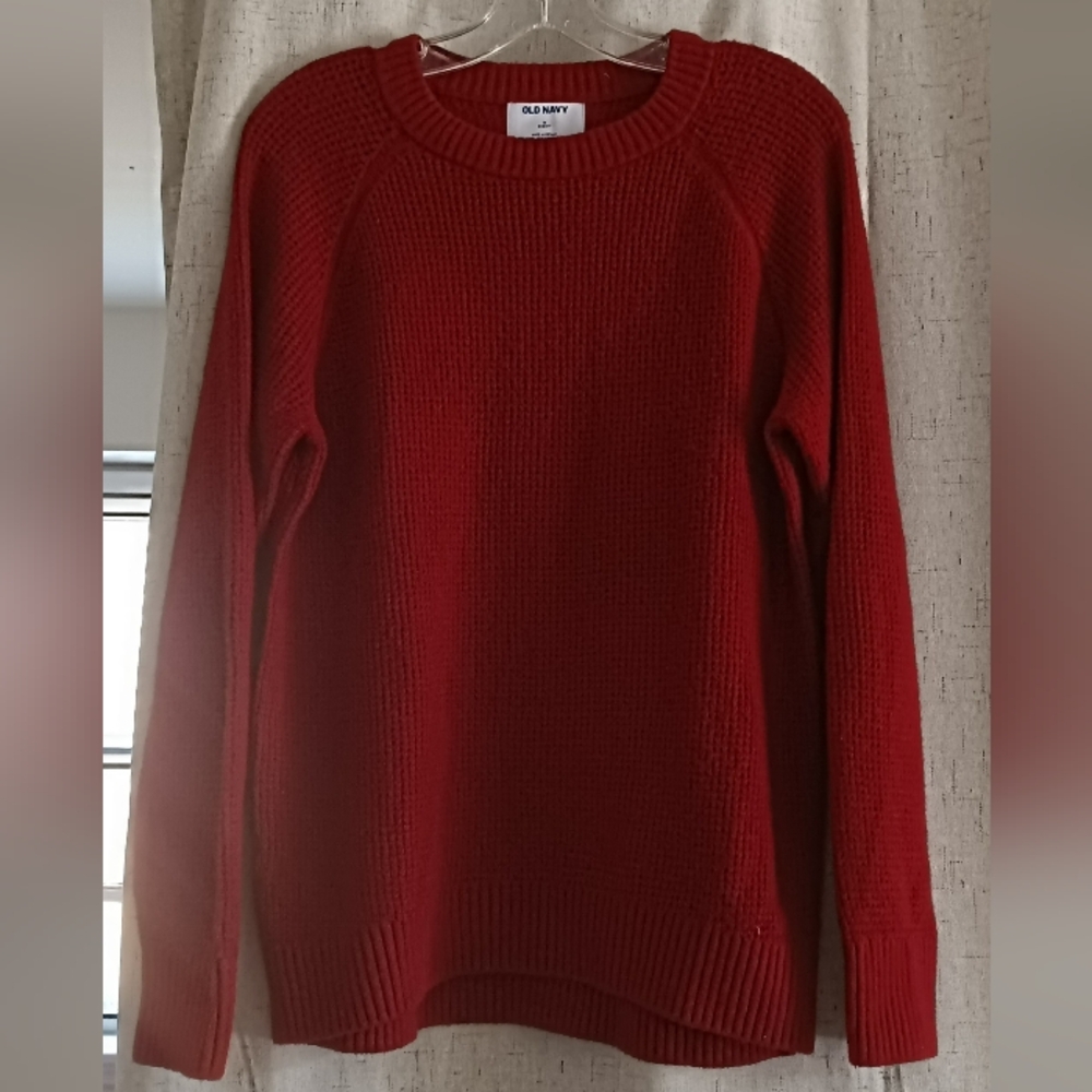 SoSoft Old Navy Crew-Neck Red Sweater
